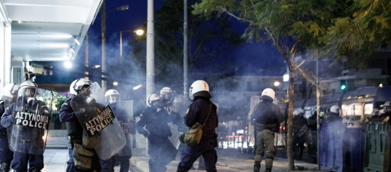 Σάλος στα social media με τα επεισόδια στη Νέα Σμύρνη - Αποκαλύψεις για όσα απέκρυψε η ΕΛ.ΑΣ.